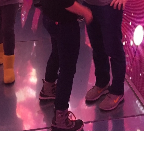 Michael Kors Skinny Jeans - Picture 7 of 8